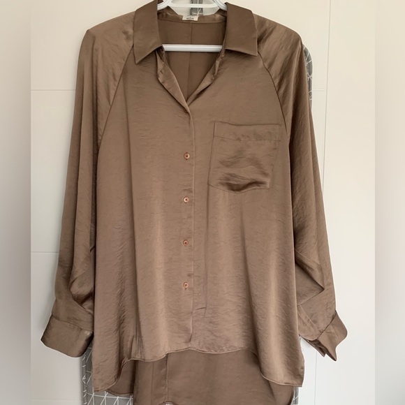 Aritzia Wilfred Relaxed Shirt Size S - Picture 3 of 5